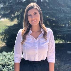 Meet your Posher, Emilie